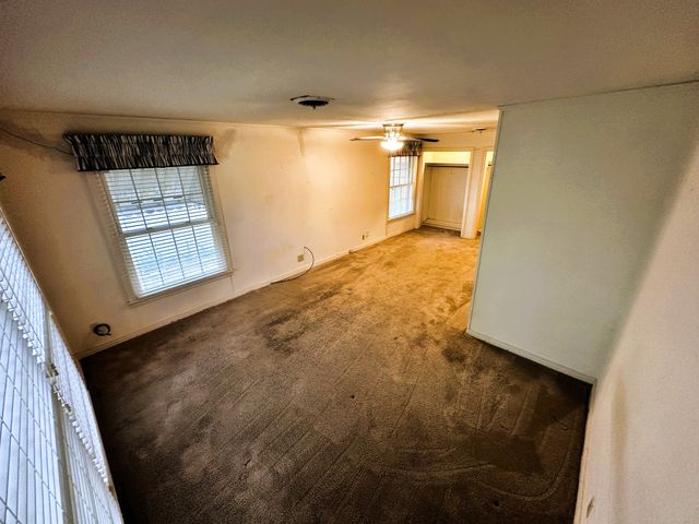 305 Grace Lane, Terrell, TX 75160