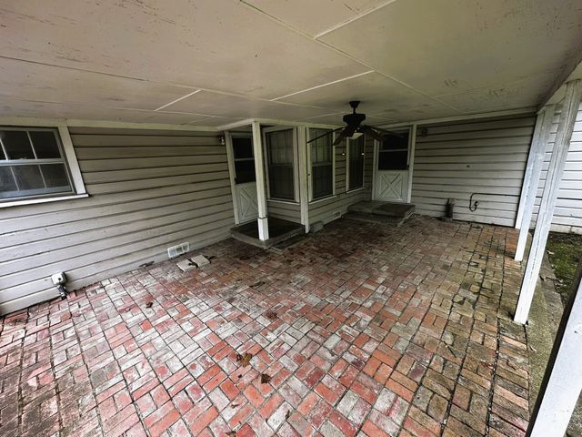 305 Grace Lane, Terrell, TX 75160