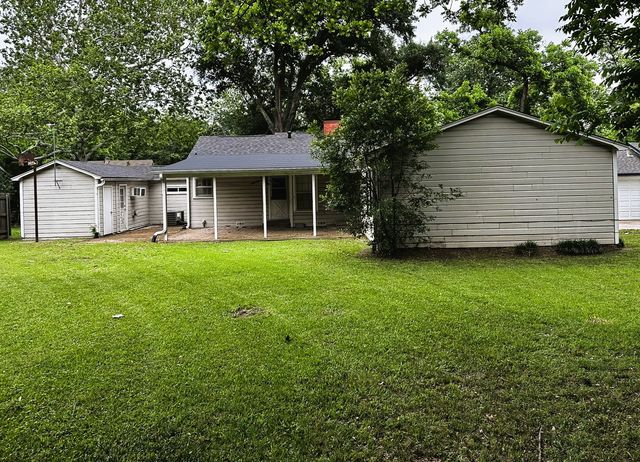 305 Grace Lane, Terrell, TX 75160