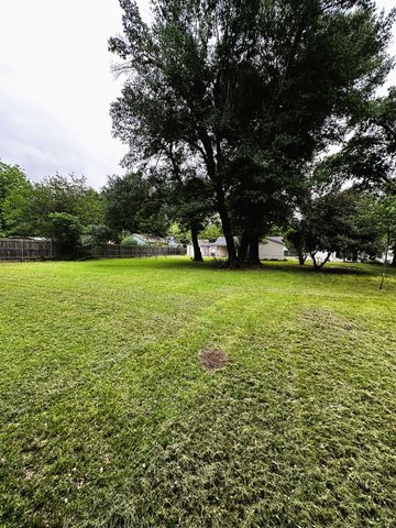 305 Grace Lane, Terrell, TX 75160