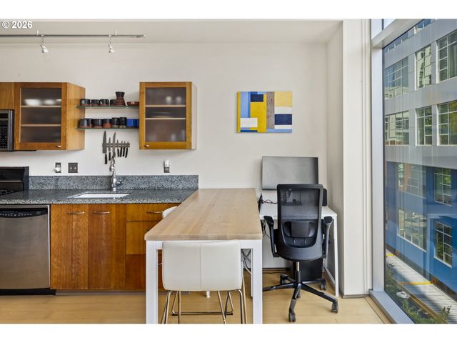 1221 Sw 10TH Ave 414, Portland, OR 97205