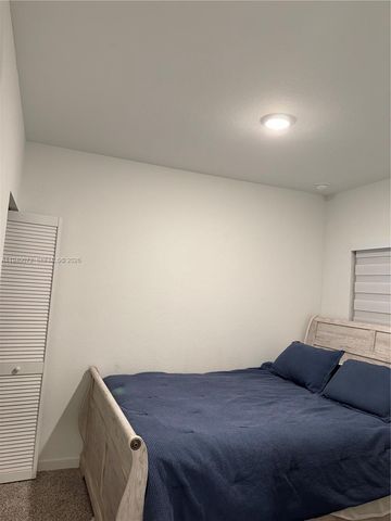 26126 SW 146th Ave B, Homestead, FL 33032