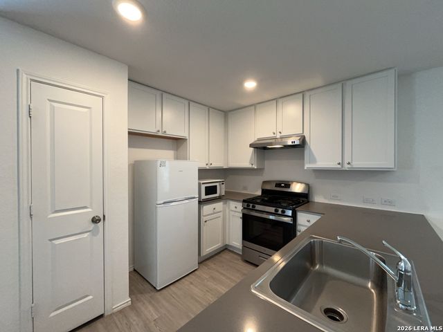 2421 Sweet Olive, New Braunfels, TX 78130