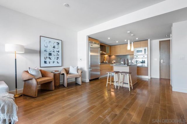 1325 Pacific Hwy 706, San Diego, CA 92101