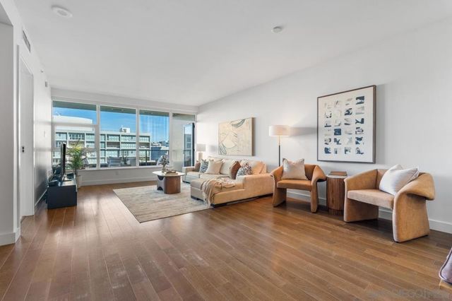 1325 Pacific Hwy 706, San Diego, CA 92101