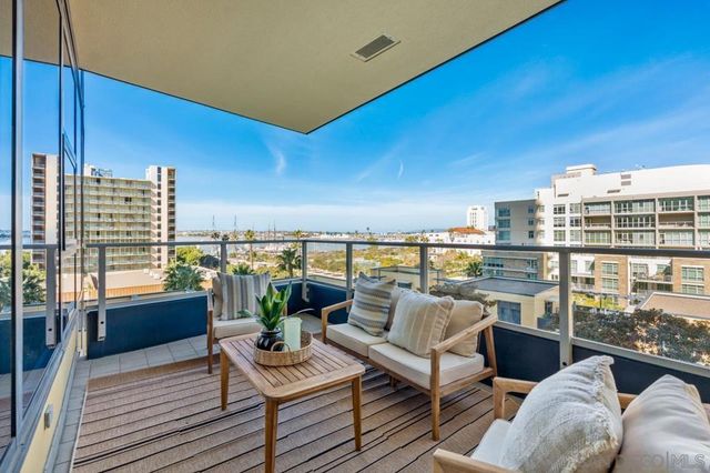 1325 Pacific Hwy 706, San Diego, CA 92101