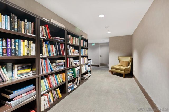 1325 Pacific Hwy 706, San Diego, CA 92101