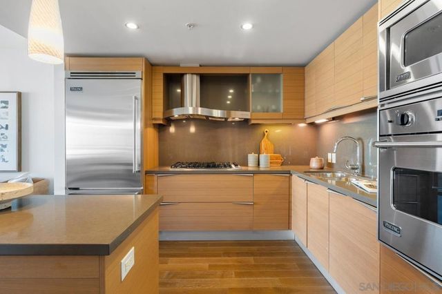 1325 Pacific Hwy 706, San Diego, CA 92101