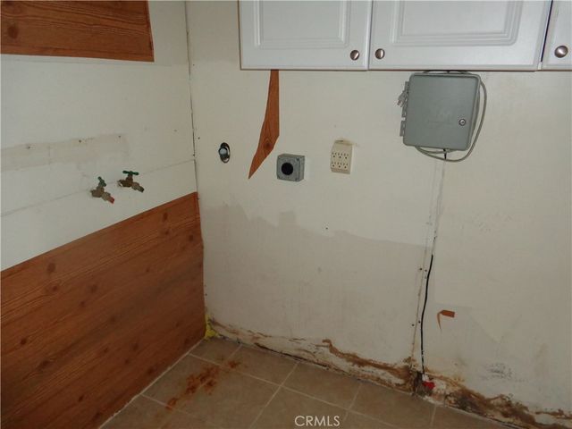 9142 4th, Victorville, CA 92392