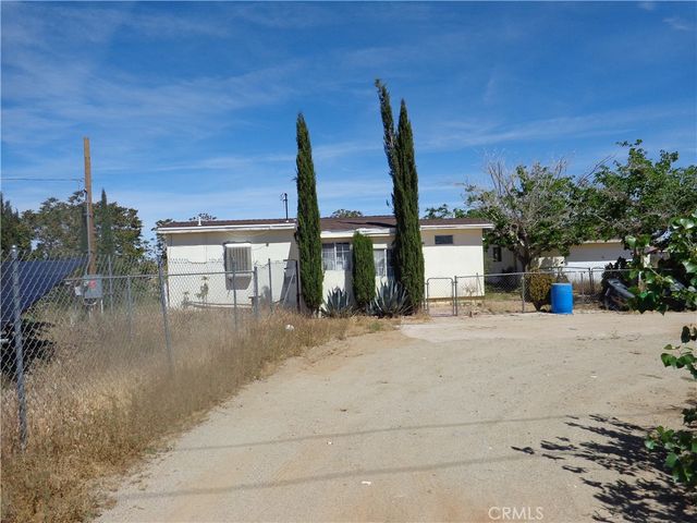 9142 4th, Victorville, CA 92392