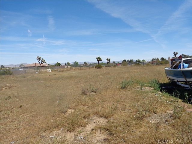 9142 4th, Victorville, CA 92392