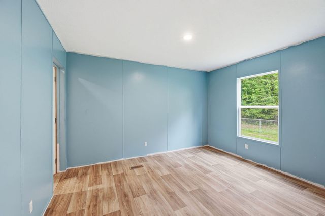 128 Kozy Corner Road, Moncks Corner, SC 29461
