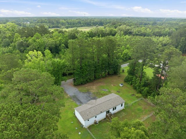 128 Kozy Corner Road, Moncks Corner, SC 29461