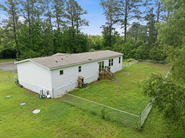128 Kozy Corner Road, Moncks Corner, SC 29461