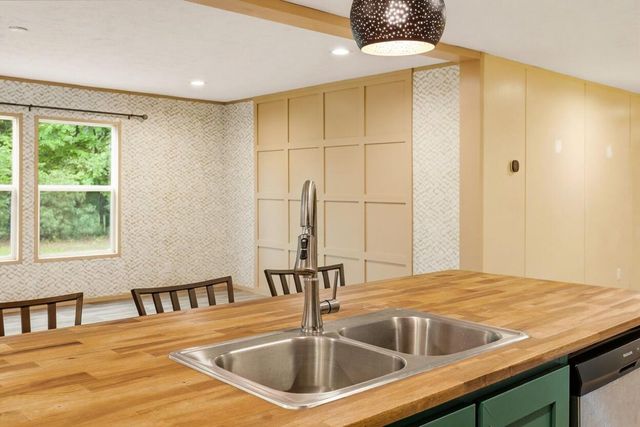 128 Kozy Corner Road, Moncks Corner, SC 29461