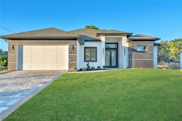 3418 8th ST SW, Lehigh Acres, FL 33976