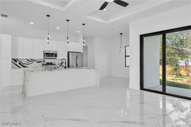 3418 8th ST SW, Lehigh Acres, FL 33976