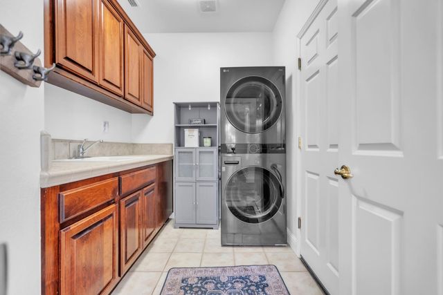 308 Nebbiolo Ct, El Dorado Hills, CA 95762