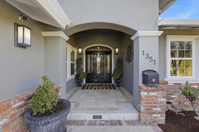 1351 Robsheal Drive, San Jose, CA 95125