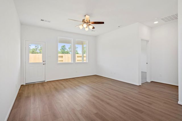 19023 Magnolia Willow Lane, Magnolia, TX 77355