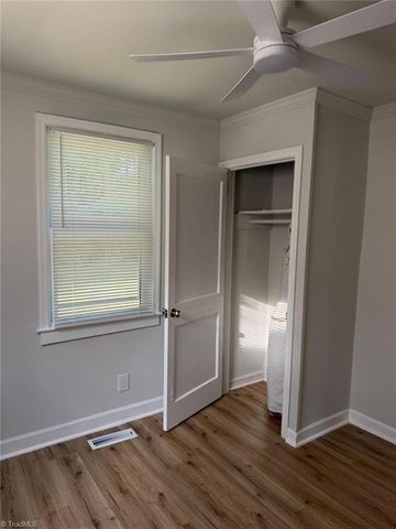 1323 Mayfair Avenue, Greensboro, NC 27405
