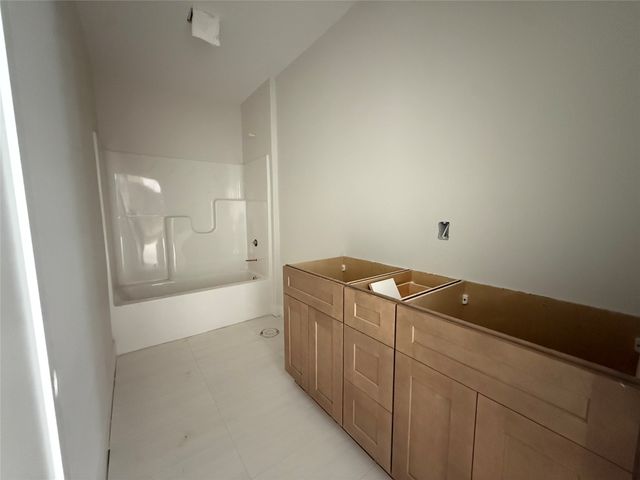 435 NW Woodmoor Drive, Waukee, IA 50263