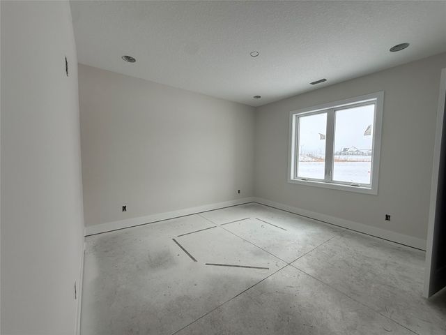 435 NW Woodmoor Drive, Waukee, IA 50263