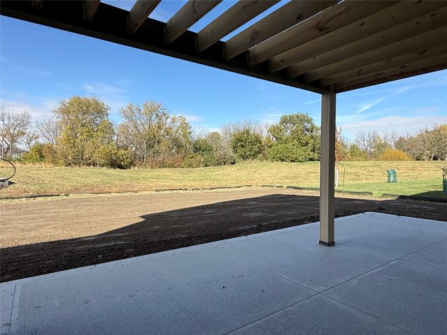 435 NW Woodmoor Drive, Waukee, IA 50263