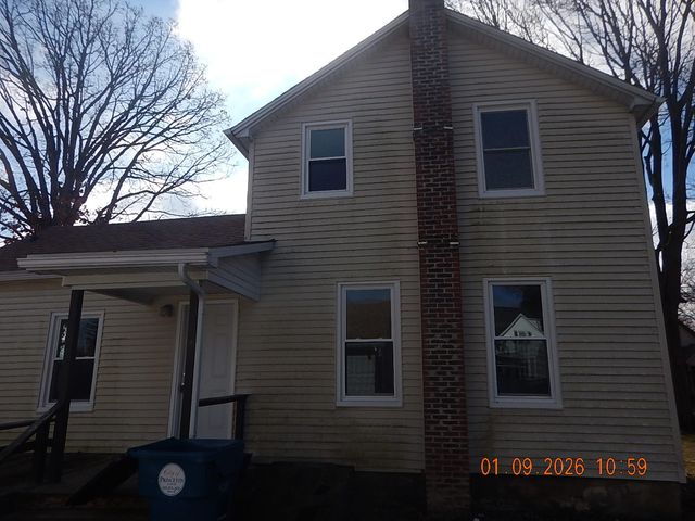 525 E Marion Street, Princeton, IL 61356