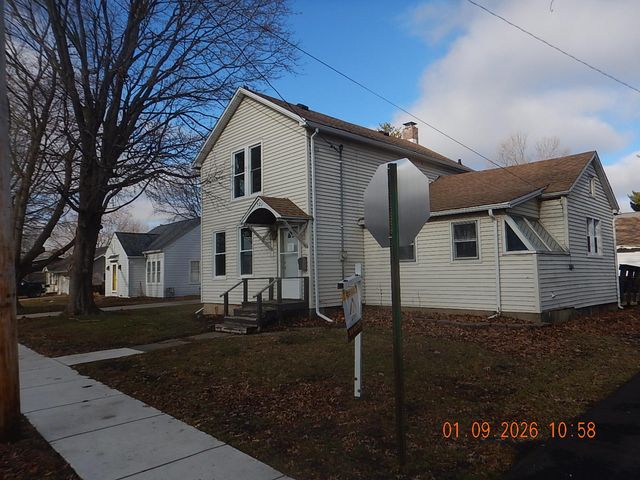 525 E Marion Street, Princeton, IL 61356