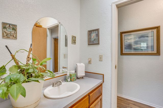 4406 Appletree Court, Granbury, TX 76048
