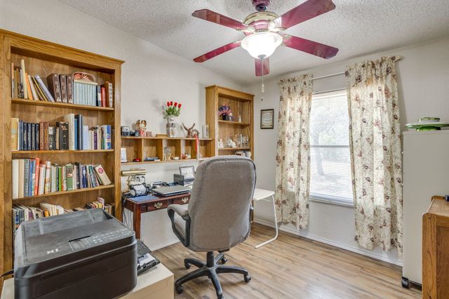 4406 Appletree Court, Granbury, TX 76048