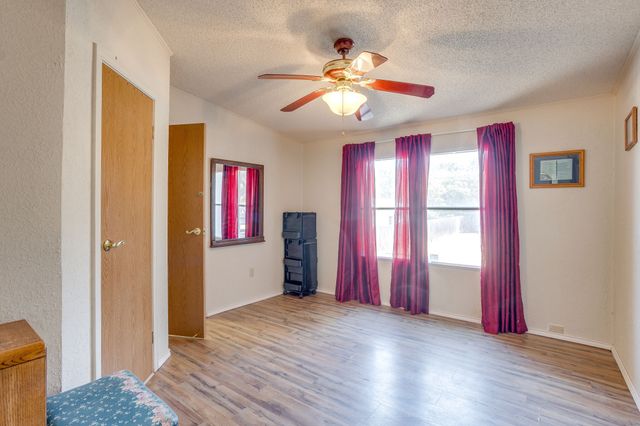 4406 Appletree Court, Granbury, TX 76048