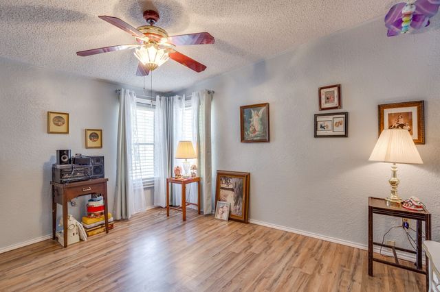 4406 Appletree Court, Granbury, TX 76048