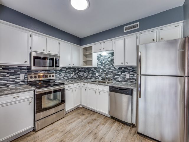 10578 High Hollows Drive 266, Dallas, TX 75230