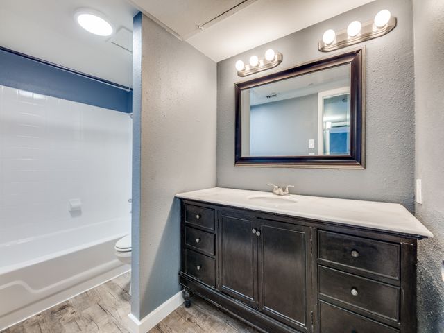 10578 High Hollows Drive 266, Dallas, TX 75230