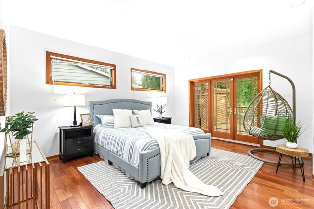 7020 137th Avenue NE, Redmond, WA 98052