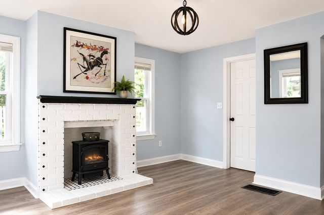 196 E Main St C, Avon, MA 02322
