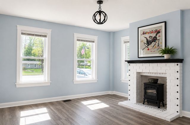 196 E Main St C, Avon, MA 02322