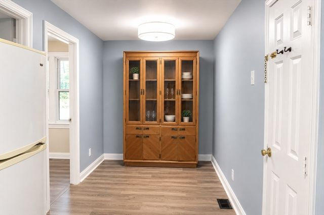196 E Main St C, Avon, MA 02322