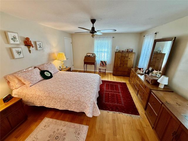 1853 PARADISE LANE, Clearwater, FL 33756