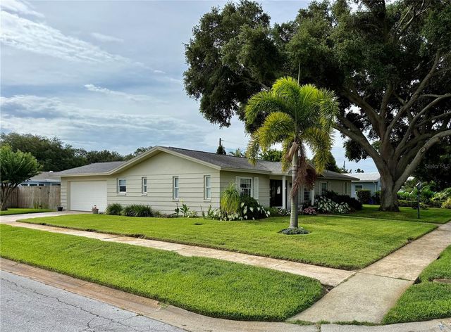 1853 PARADISE LANE, Clearwater, FL 33756