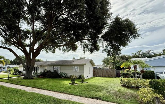 1853 PARADISE LANE, Clearwater, FL 33756