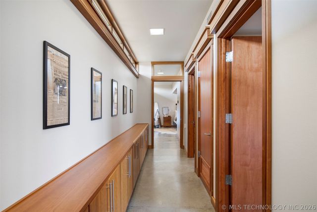 27400 S 614 Road, Grove, OK 74344