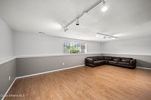 2617 W Blueberry CIR, Hayden, ID 83835