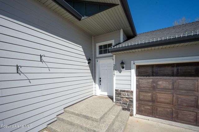 2617 W Blueberry CIR, Hayden, ID 83835