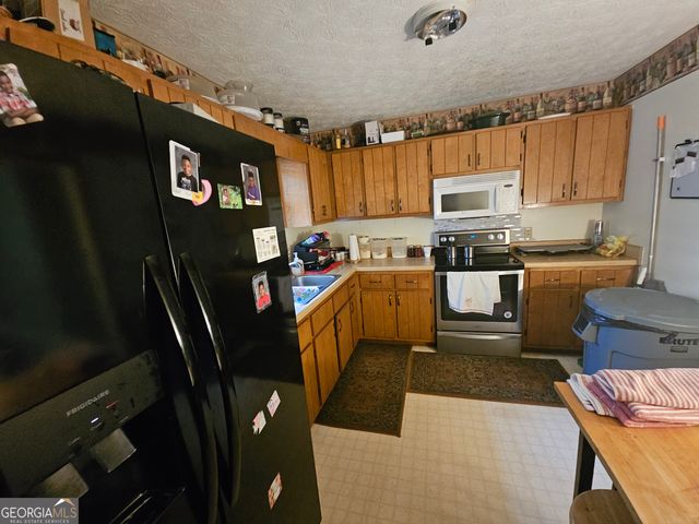 509 W Jule Peek Avenue, Cedartown, GA 30125