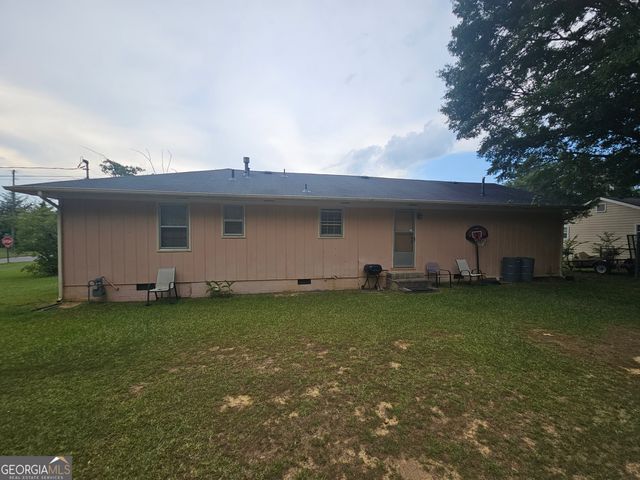 509 W Jule Peek Avenue, Cedartown, GA 30125