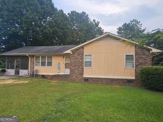 509 W Jule Peek Avenue, Cedartown, GA 30125