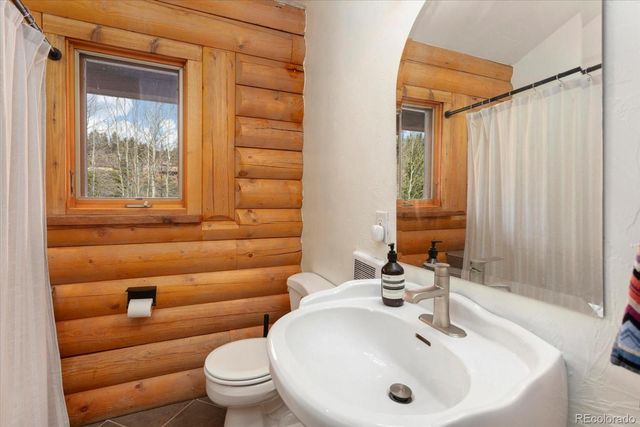 10818 US Highway 24, Leadville, CO 80461